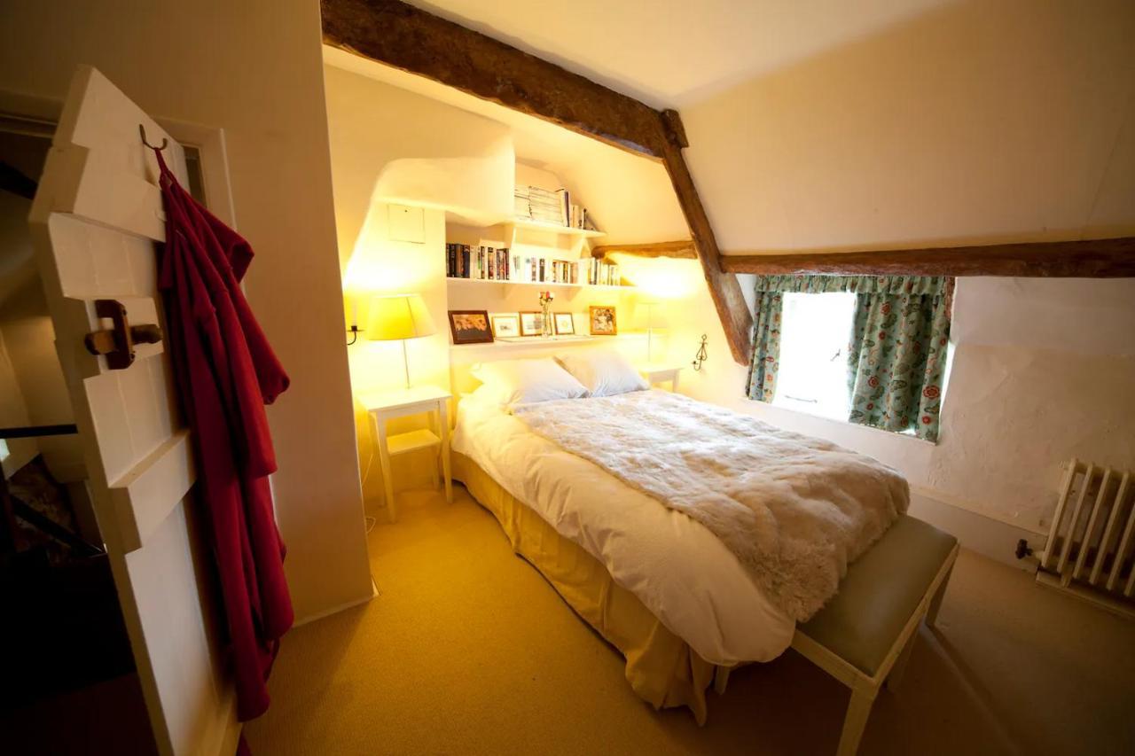 Afton Thatch: Beautiful Thatched Family Cottage Freshwater Exteriör bild